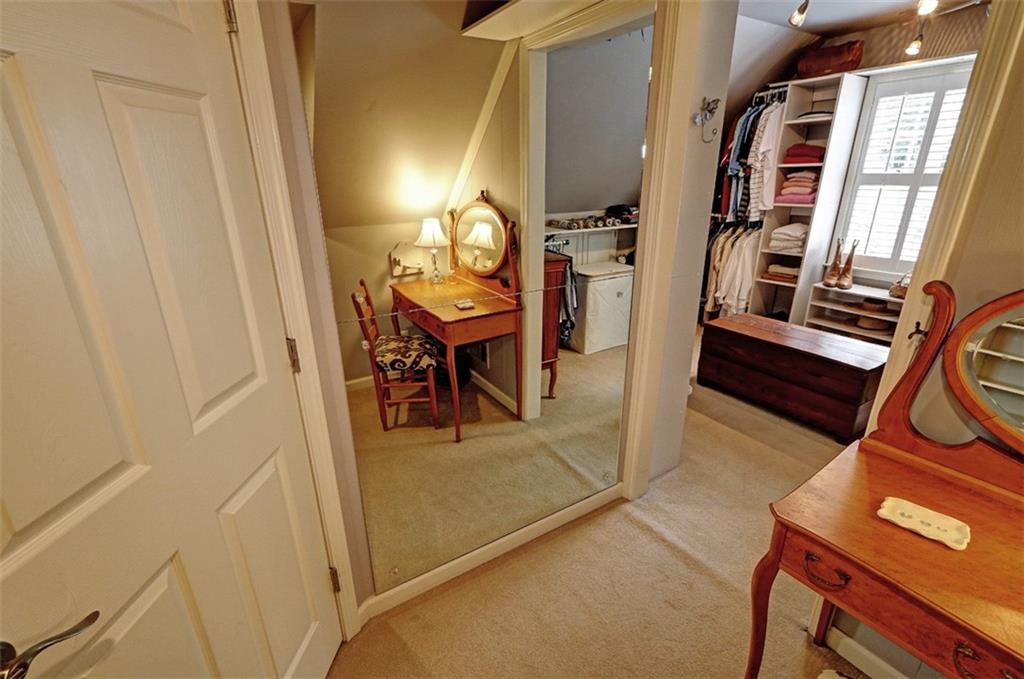 369 William Ivey Road SW