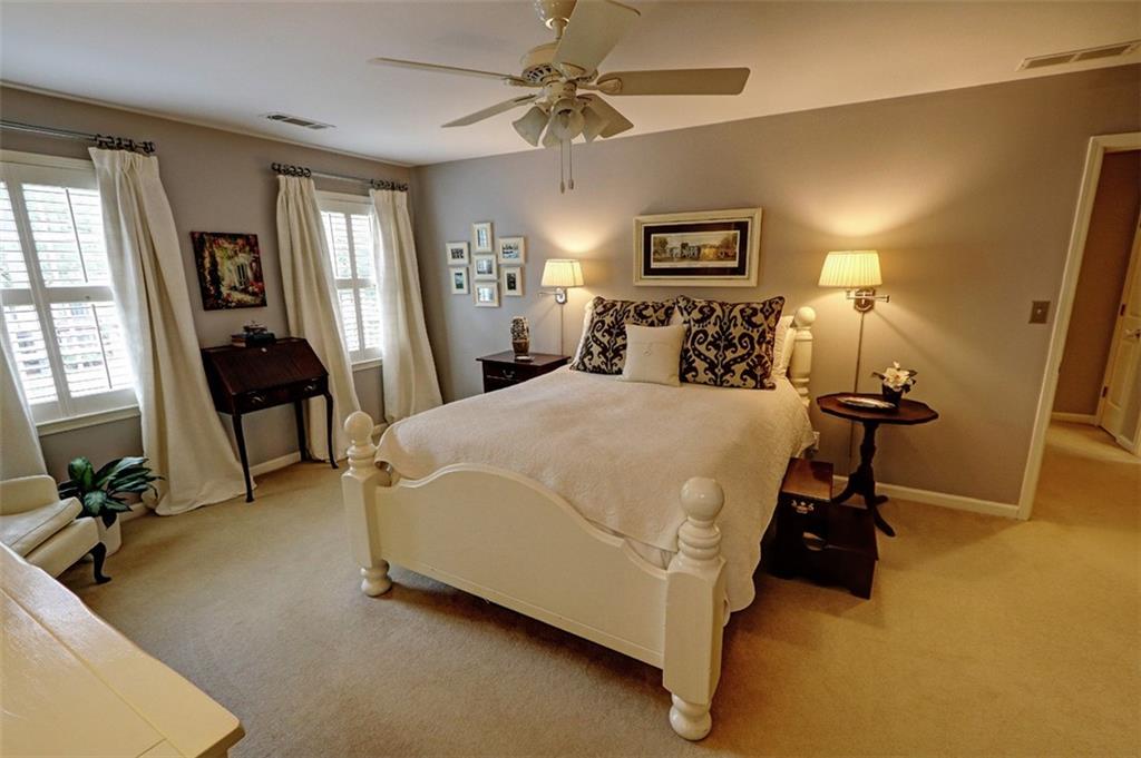 369 William Ivey Road SW