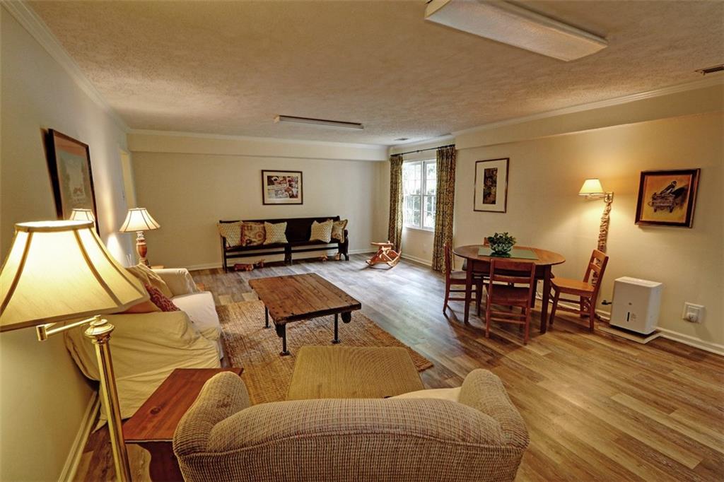 369 William Ivey Road SW