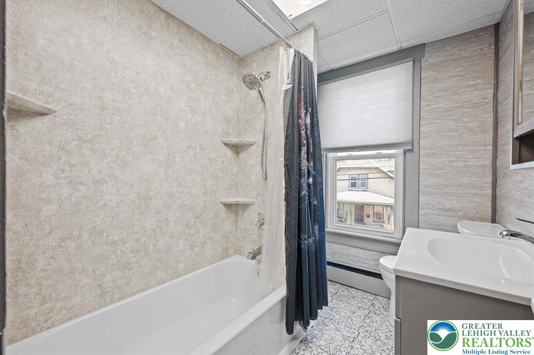 221 Greenwich Street