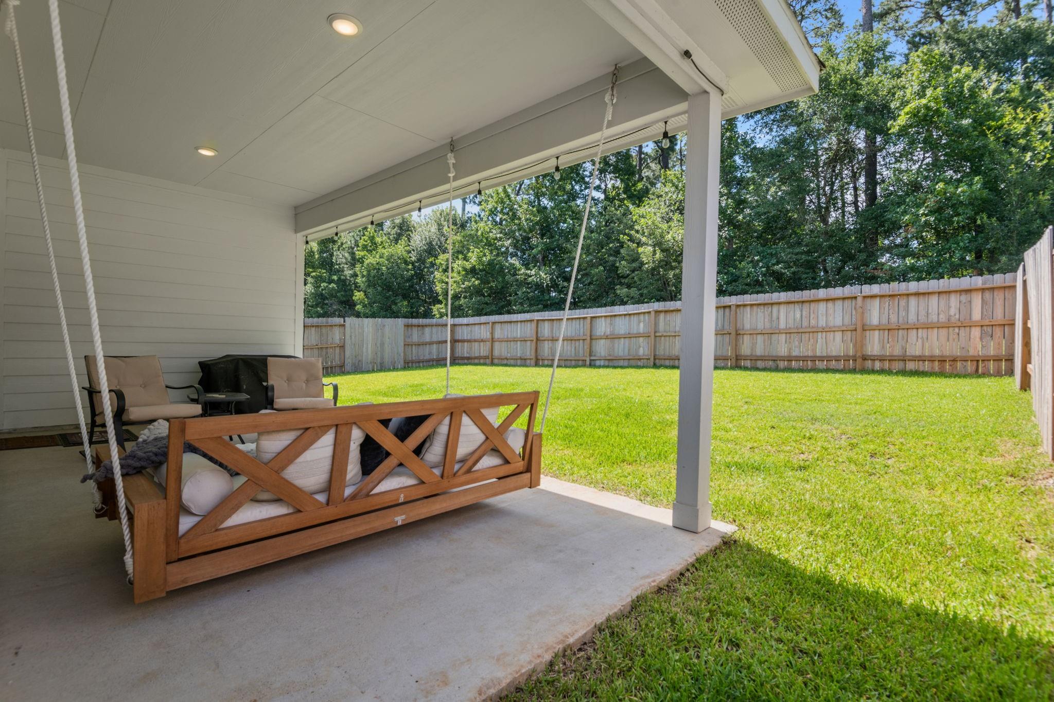 560 Newcomb Hollow Drive