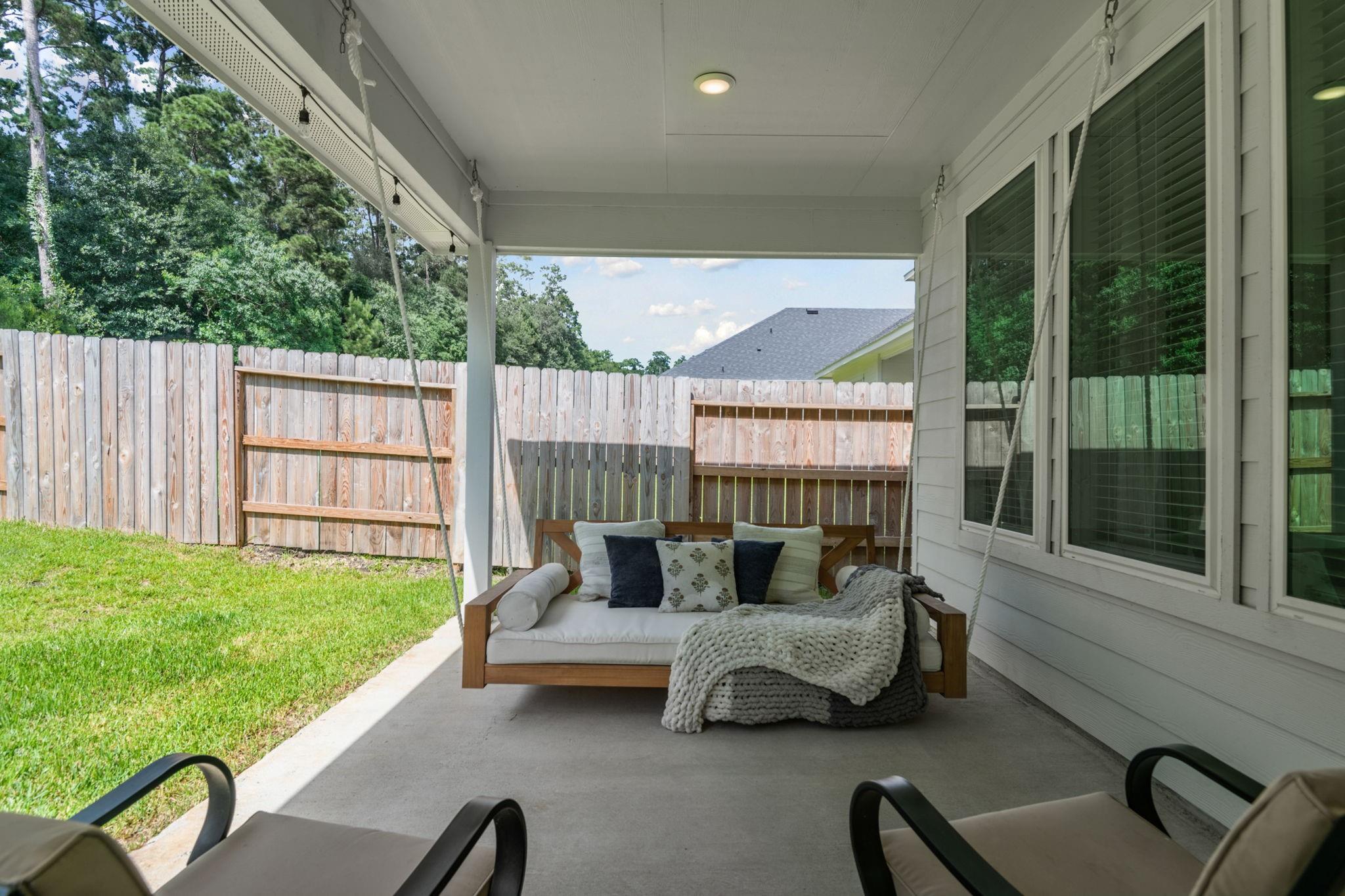 560 Newcomb Hollow Drive