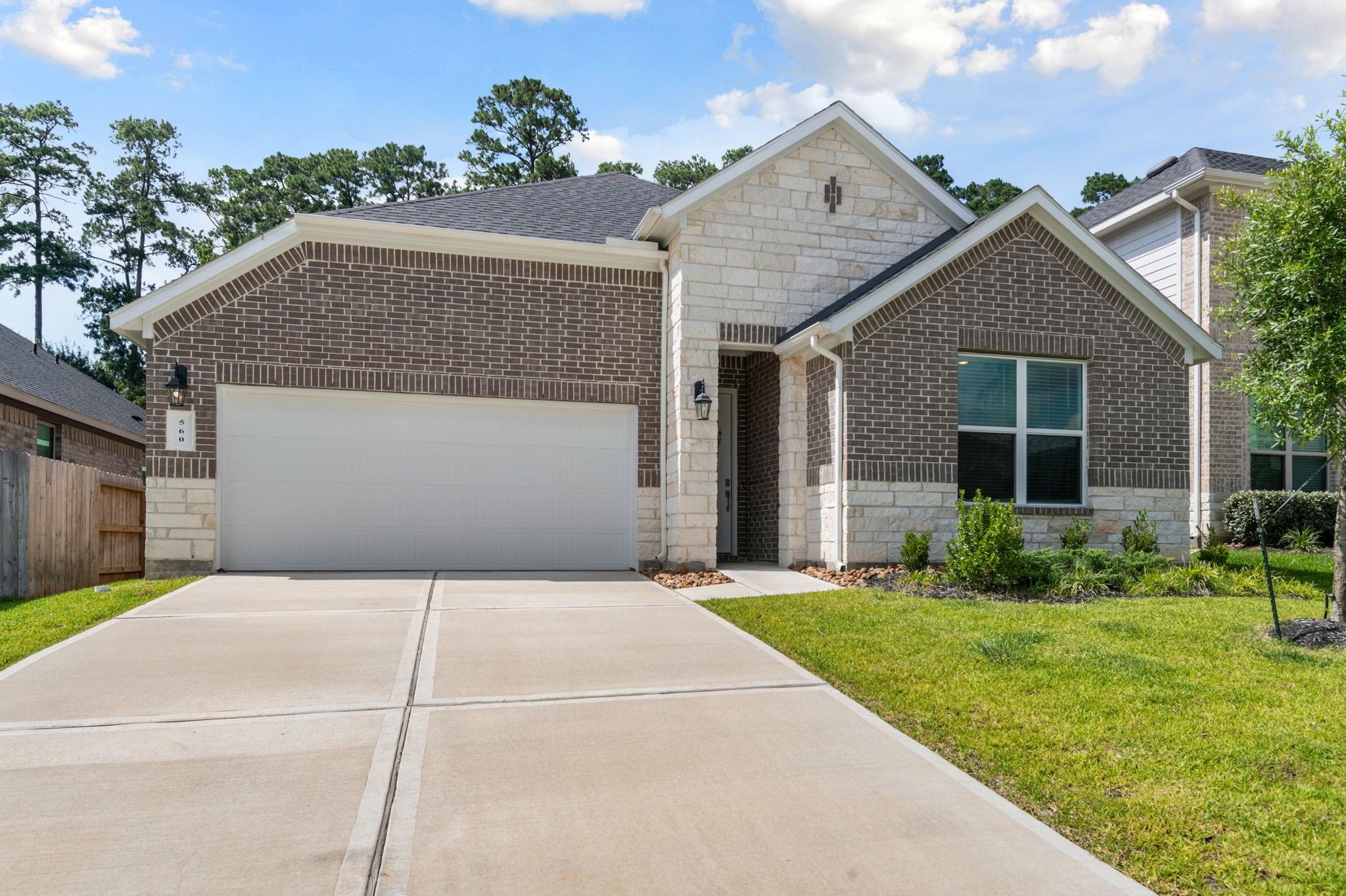 560 Newcomb Hollow Drive