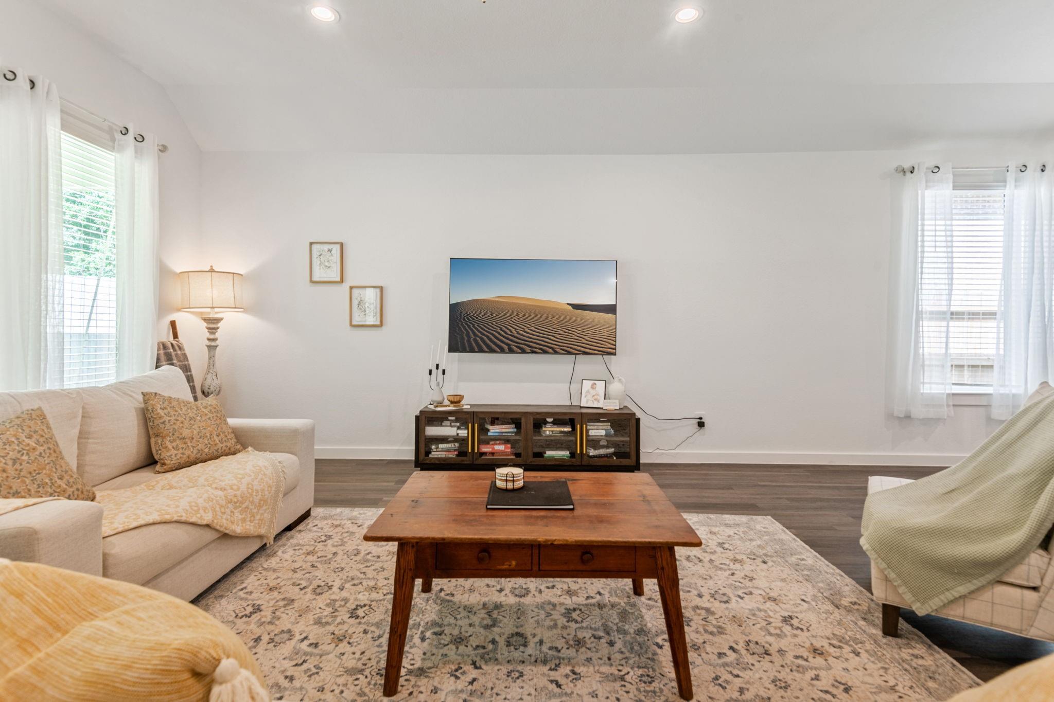 560 Newcomb Hollow Drive