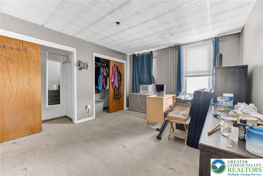 522 East 4th Street