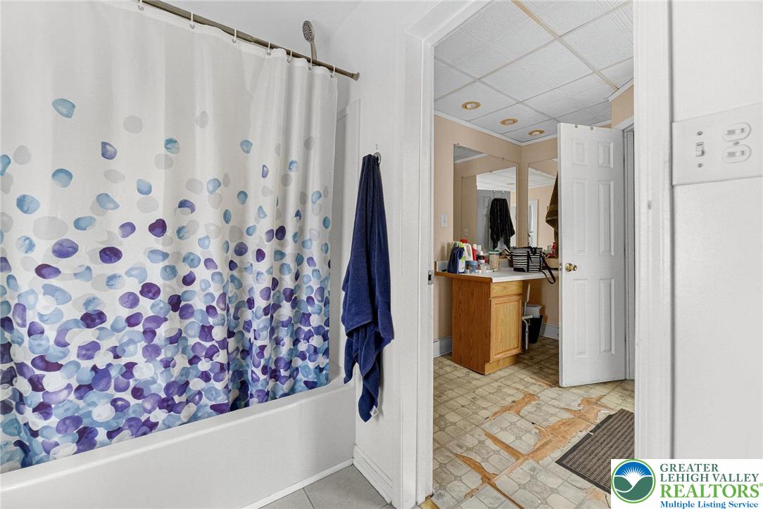 522 East 4th Street