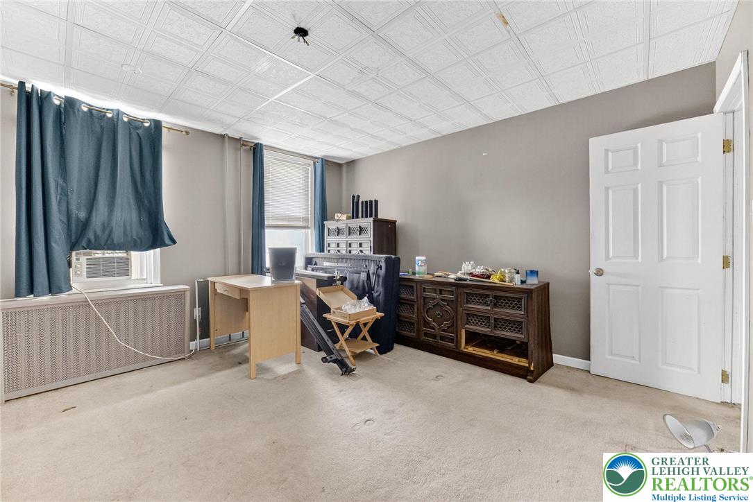 522 East 4th Street