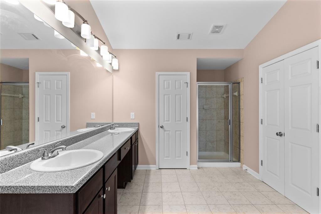 13581 Weycroft Circle