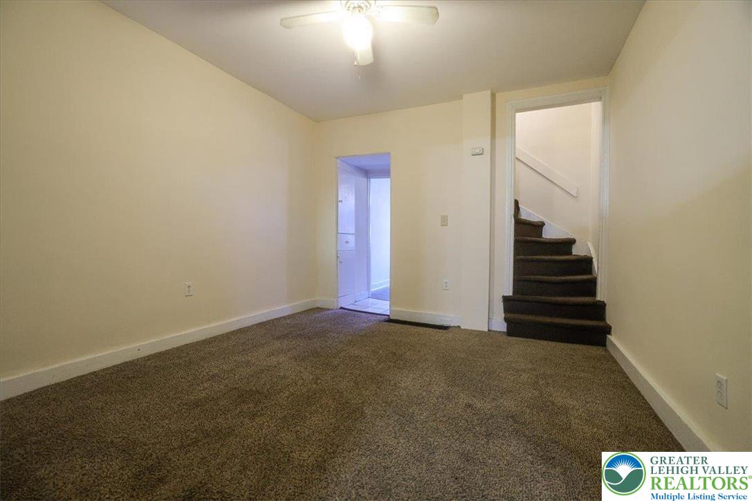 1032 Ferry Street