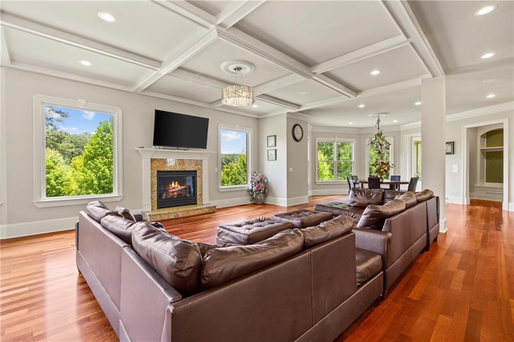 2267 Echo Trail NE