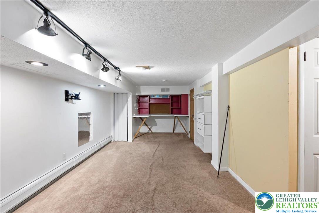 59 West Macada Road