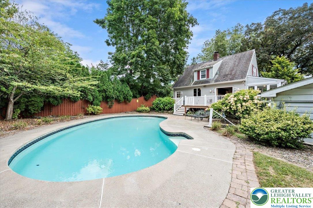 59 West Macada Road