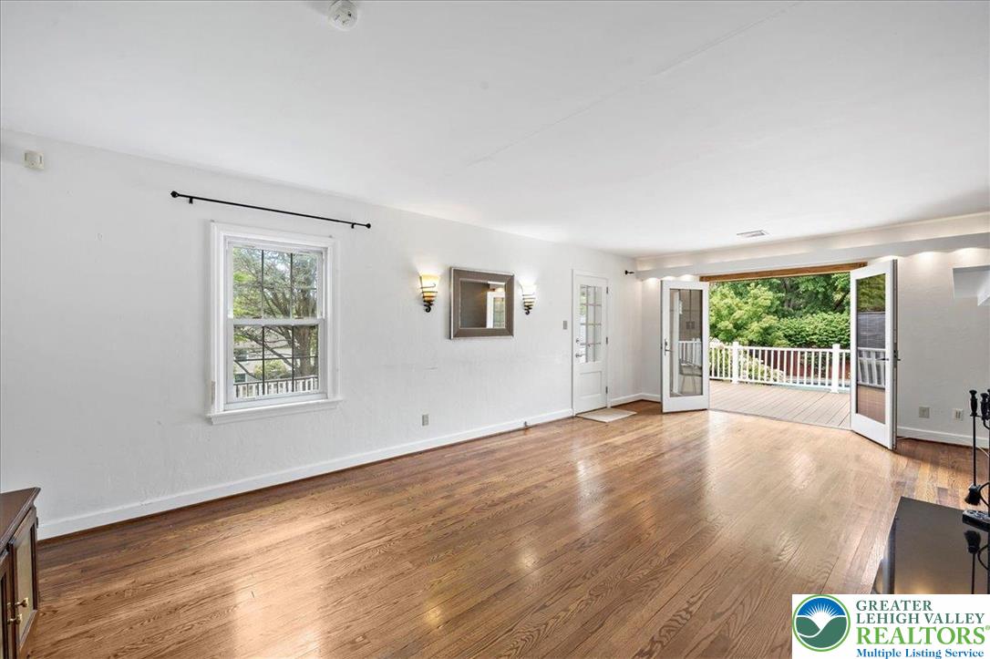 59 West Macada Road