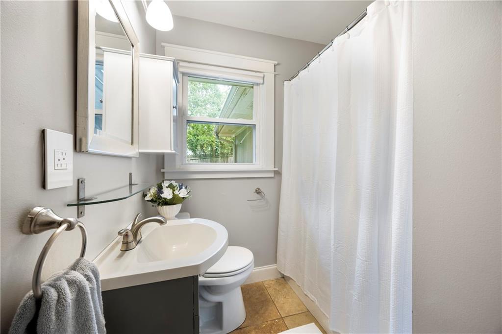 70 Driskell Avenue SW