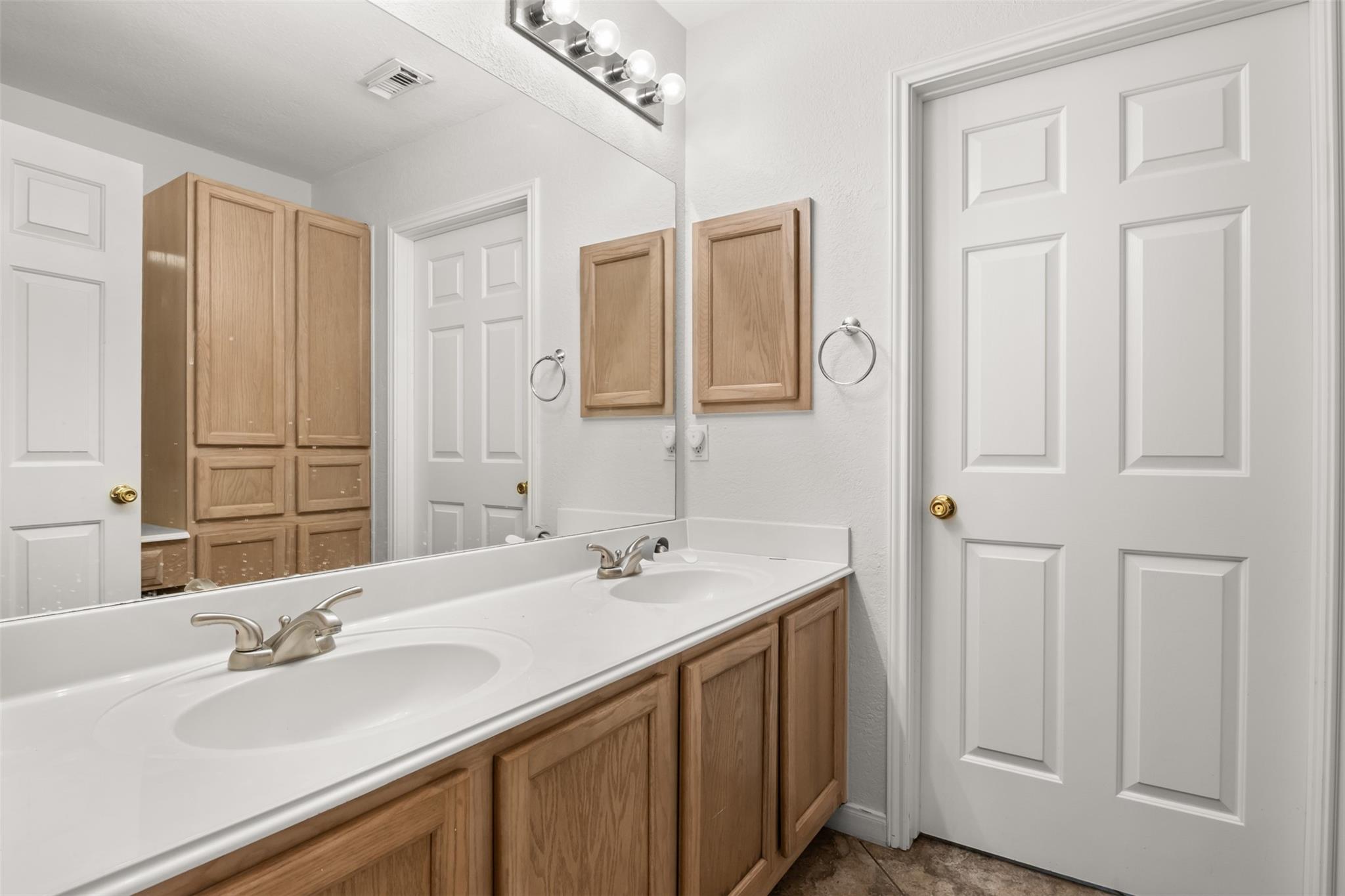 21055 Northern Colony Court