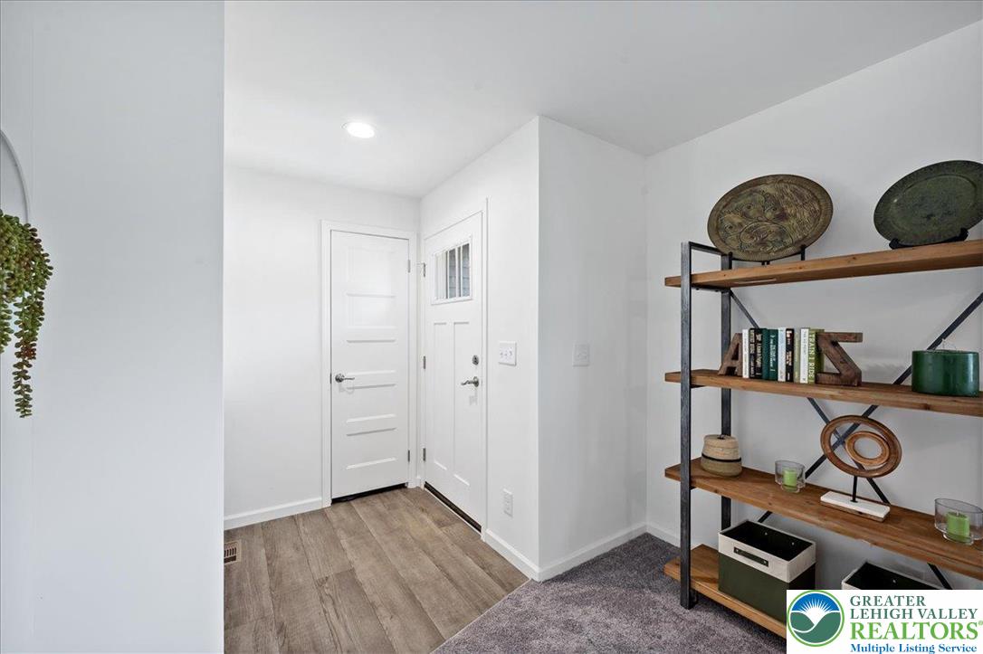 3983 Hastings Road