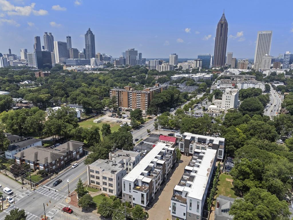 131 City View Court NE