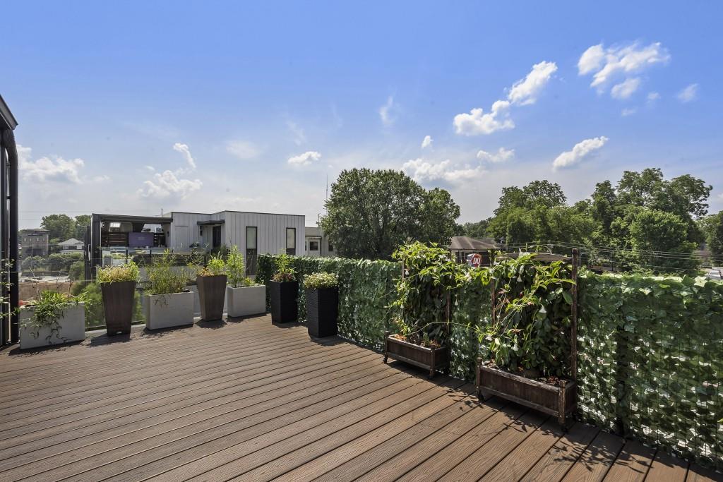 131 City View Court NE