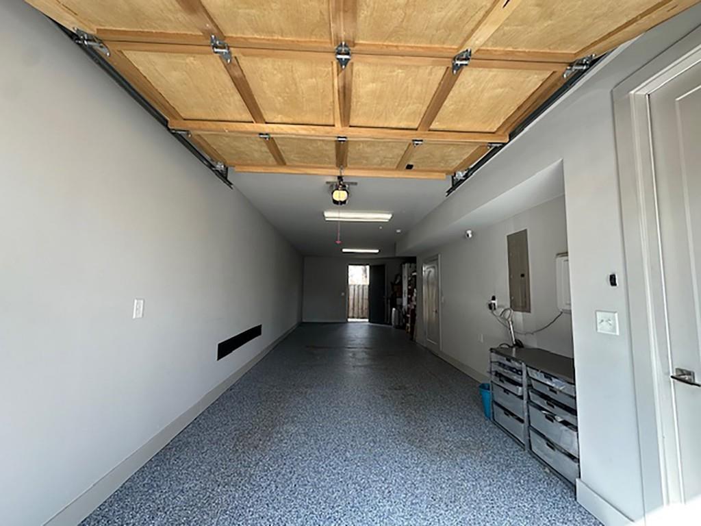 131 City View Court NE