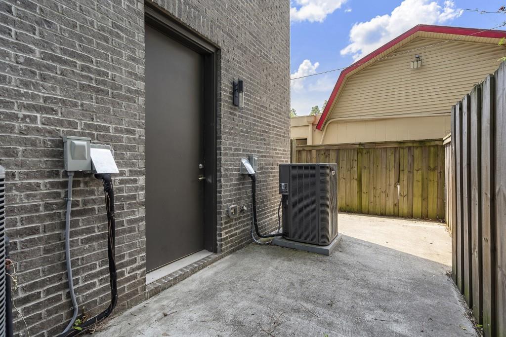 131 City View Court NE