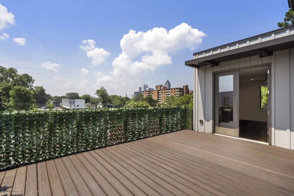 131 City View Court NE