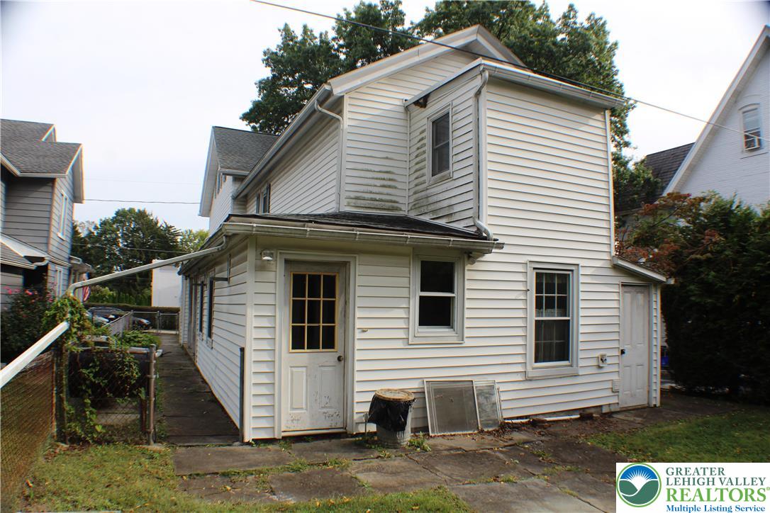 308 Walnut Street