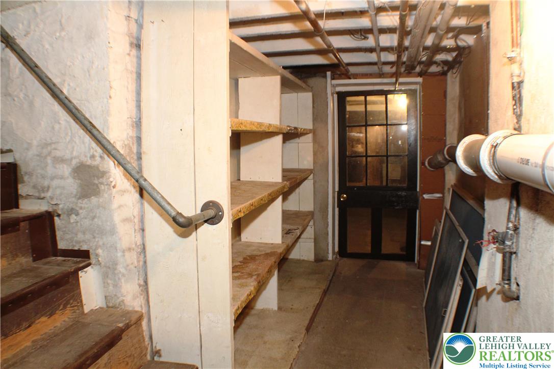 308 Walnut Street