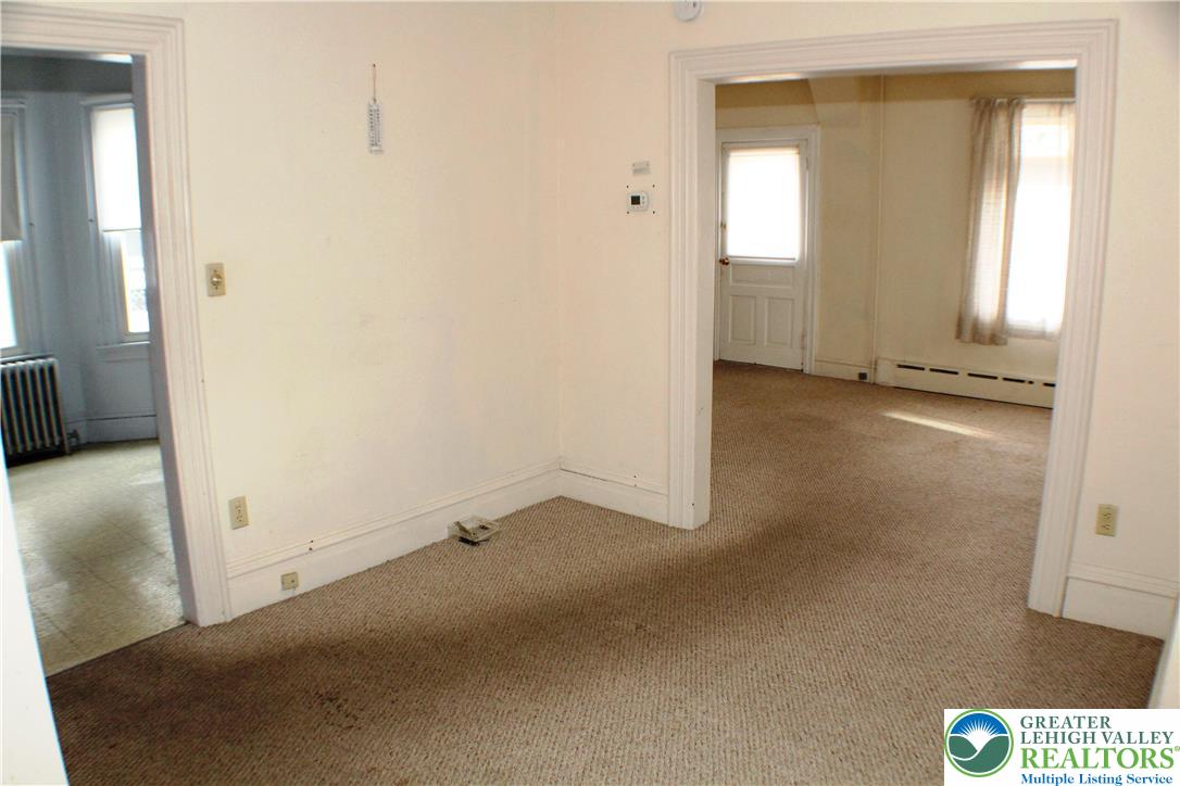 308 Walnut Street