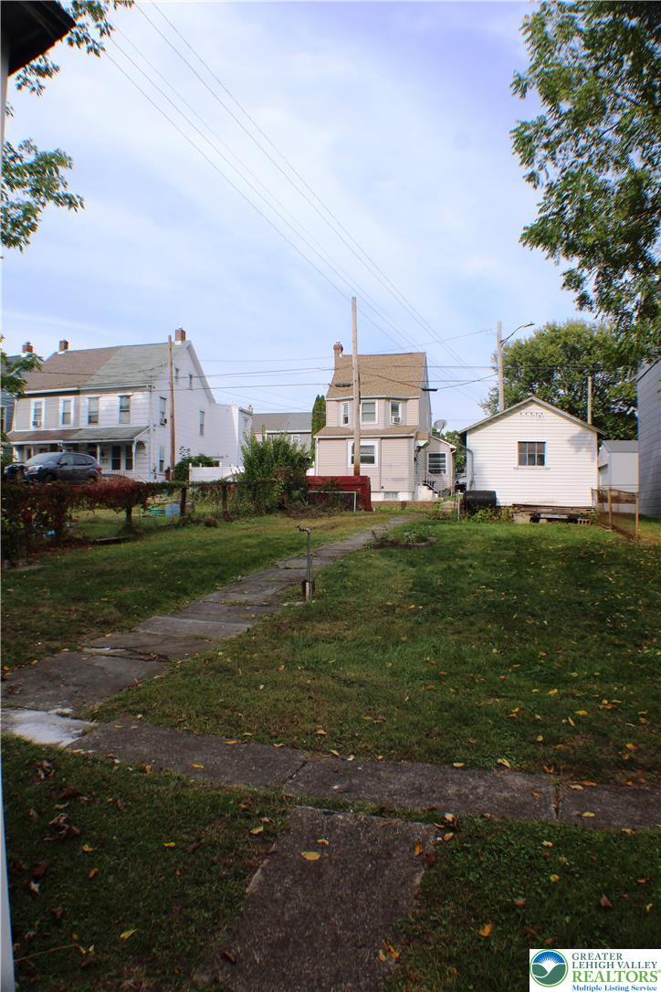 308 Walnut Street