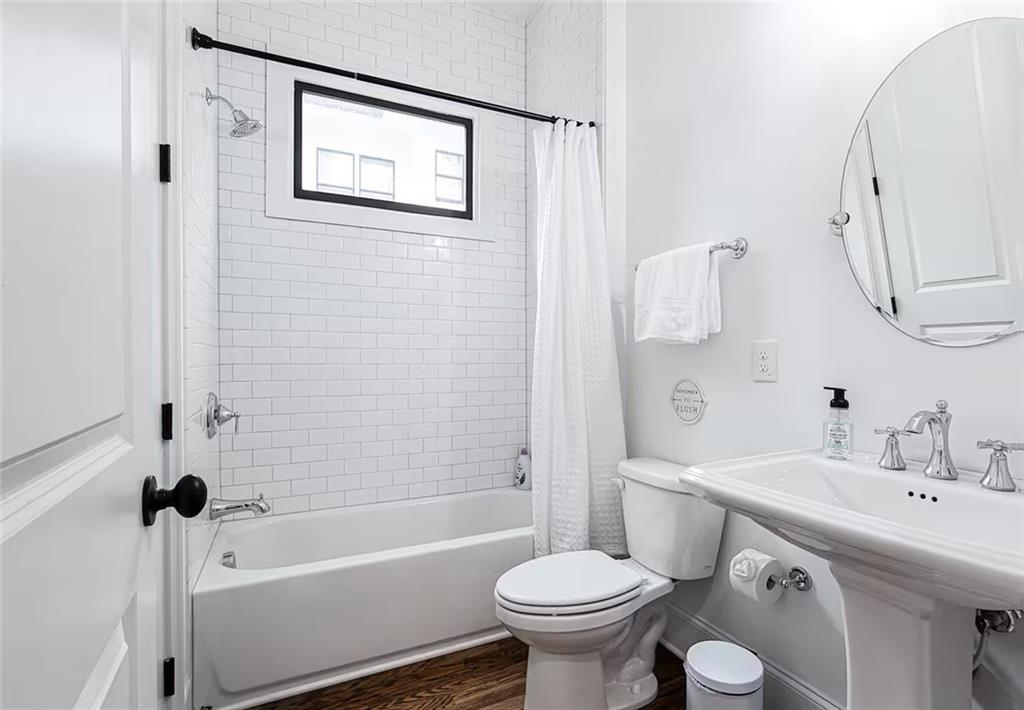 222 Kirkwood Road NE