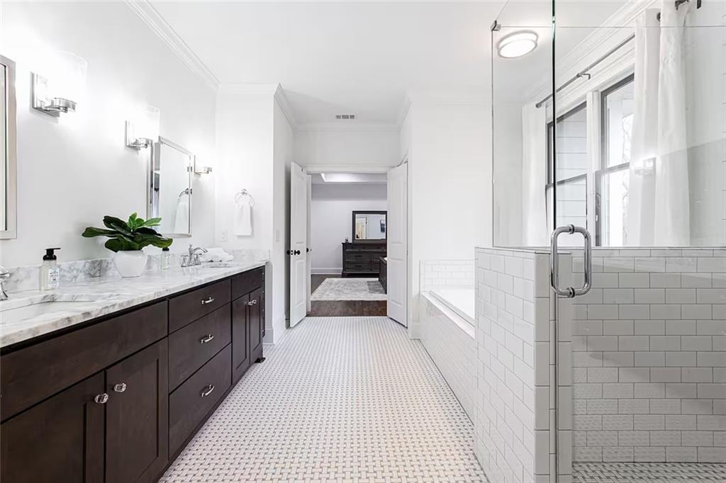 222 Kirkwood Road NE