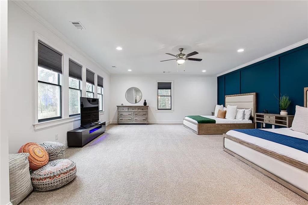 222 Kirkwood Road NE