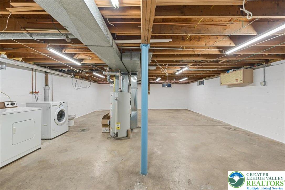 109 South 8th Street