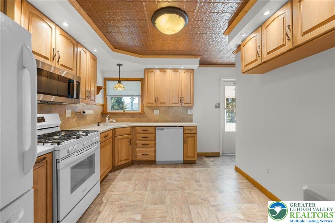 109 South 8th Street