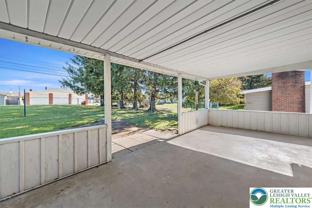 109 South 8th Street