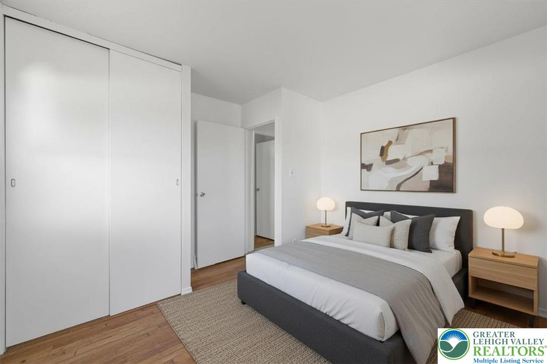 109 South 8th Street