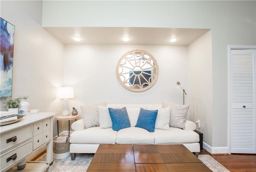 952 Myrtle Street NE Unit 2