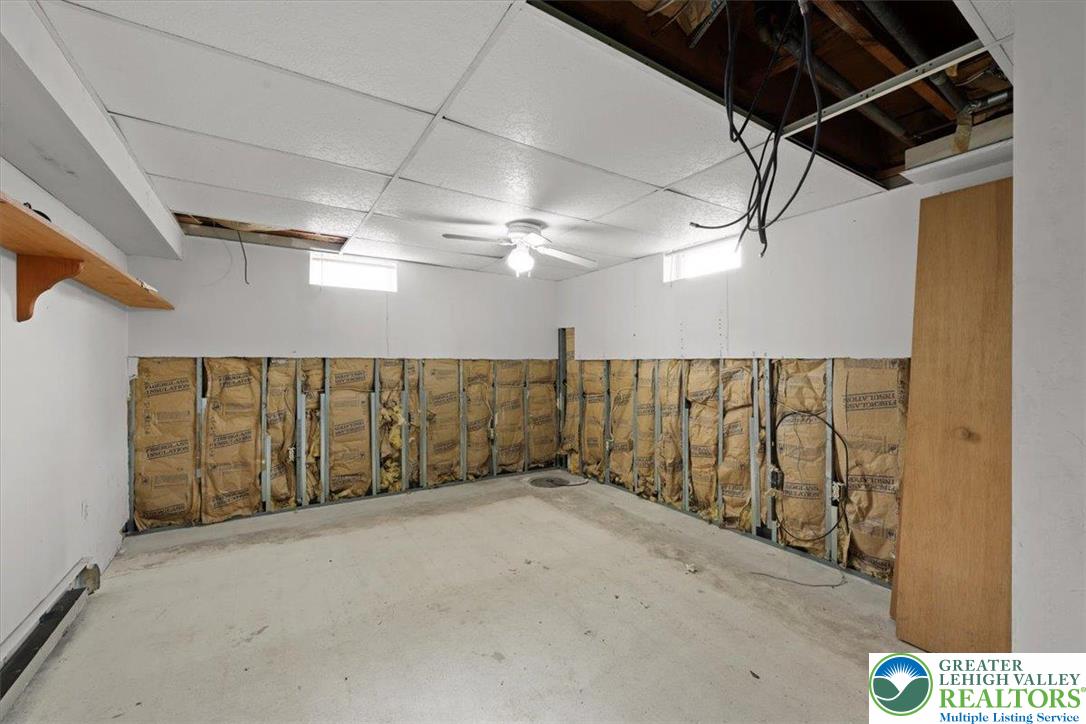 558 Beechwood Street