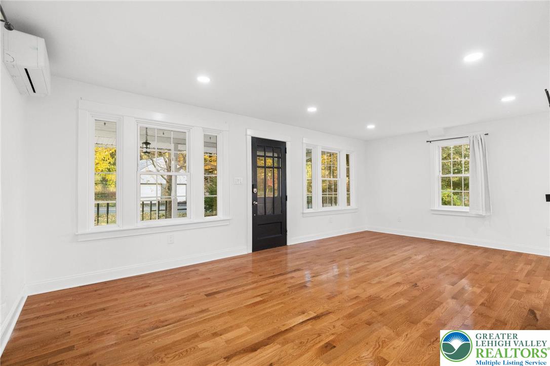 1439 Seidersville Road