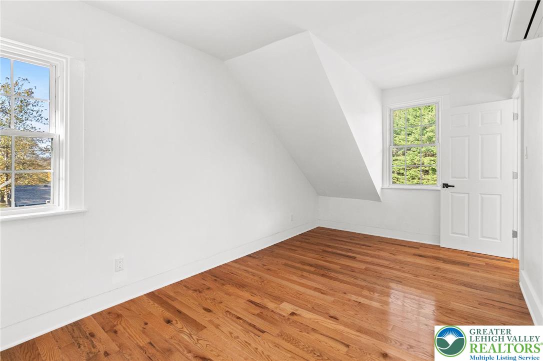 1439 Seidersville Road