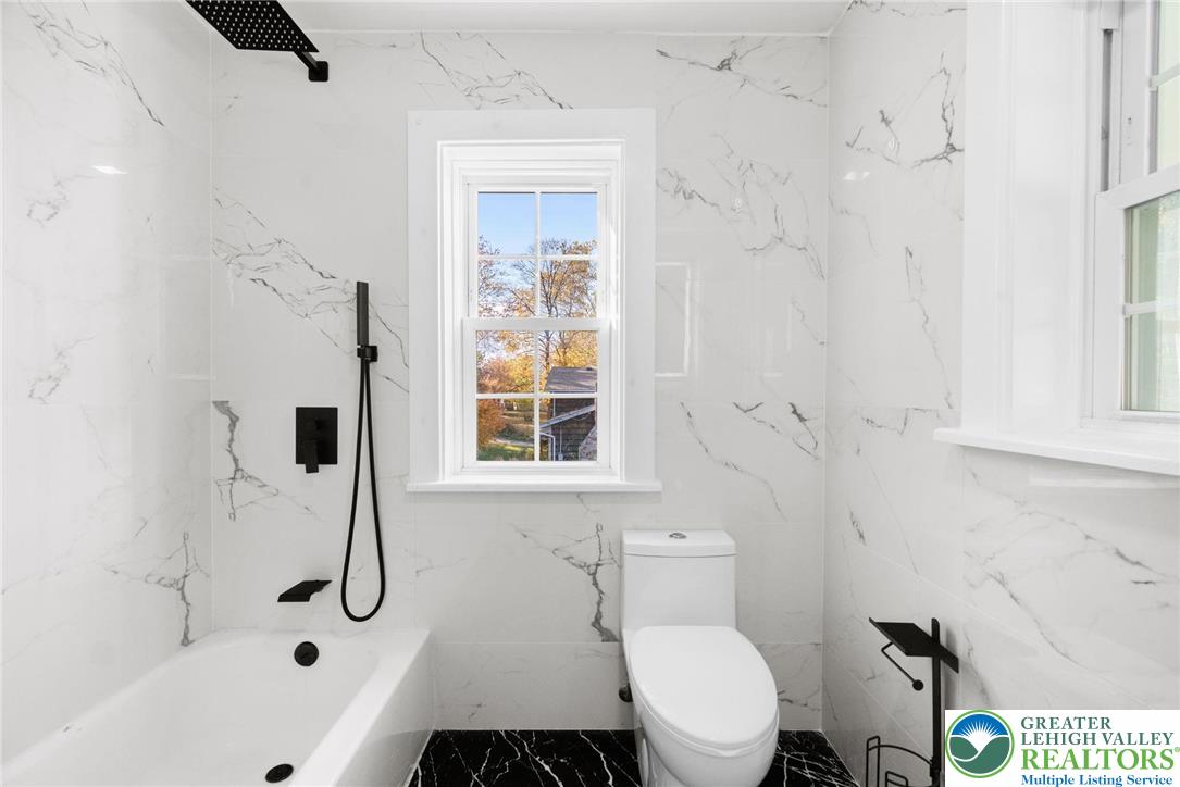 1439 Seidersville Road