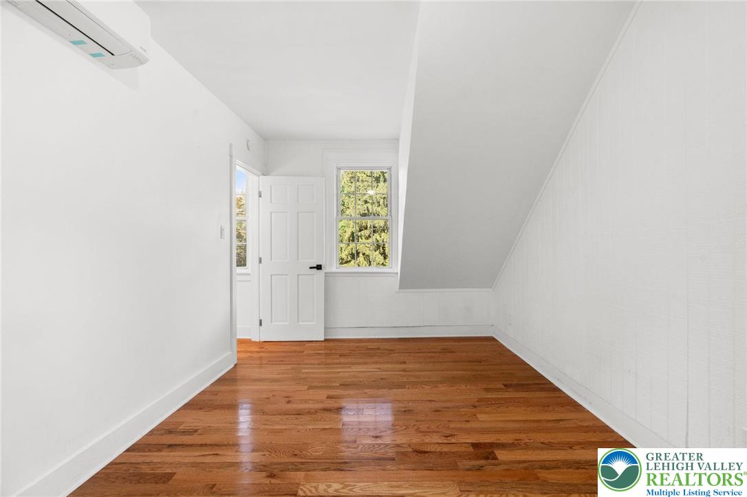 1439 Seidersville Road