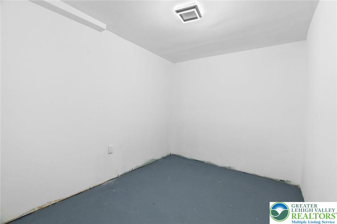 1439 Seidersville Road