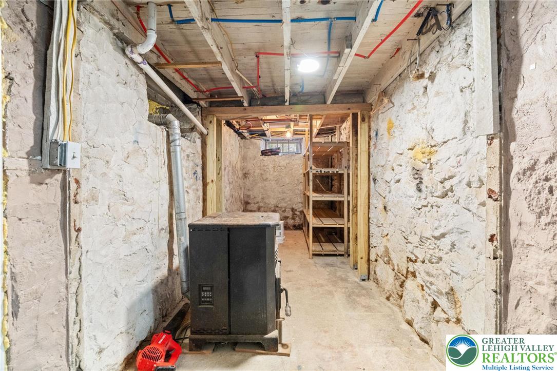 1439 Seidersville Road