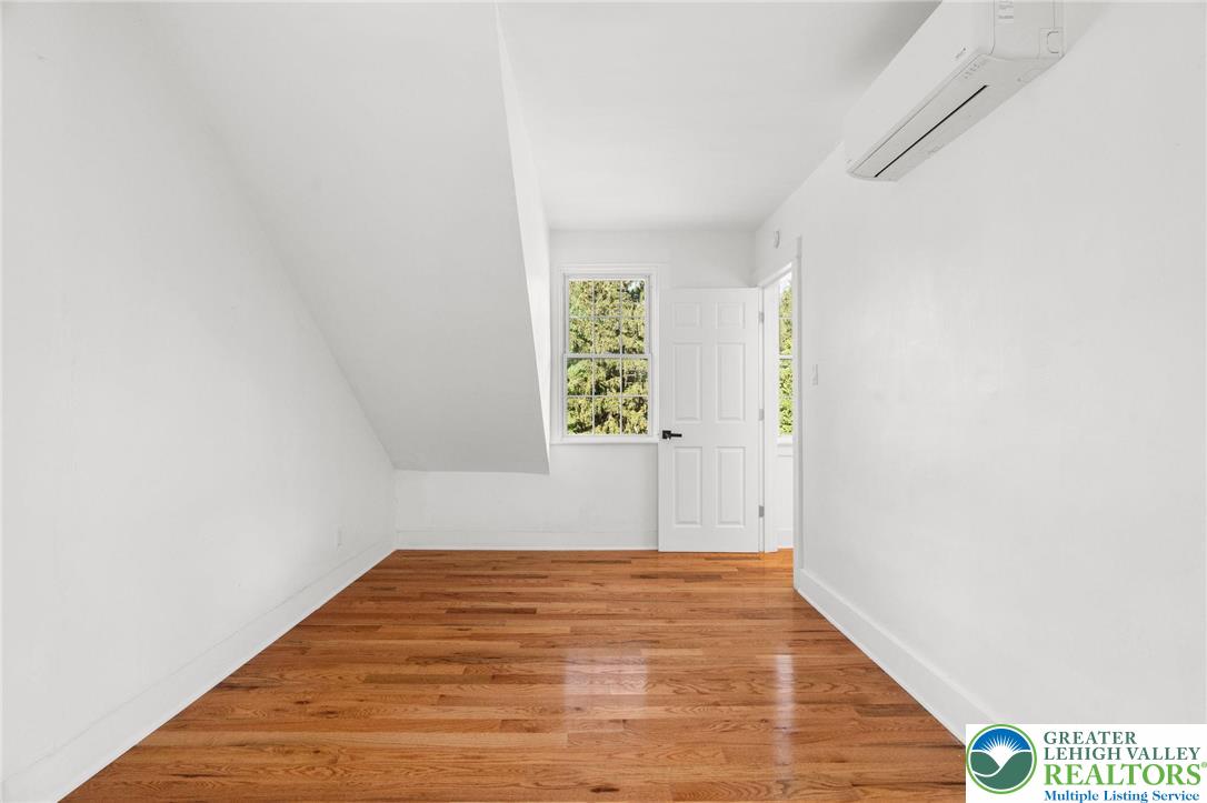 1439 Seidersville Road