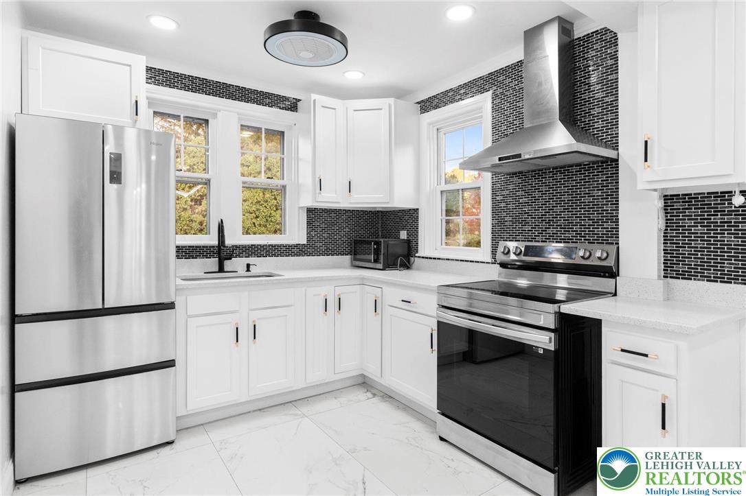 1439 Seidersville Road