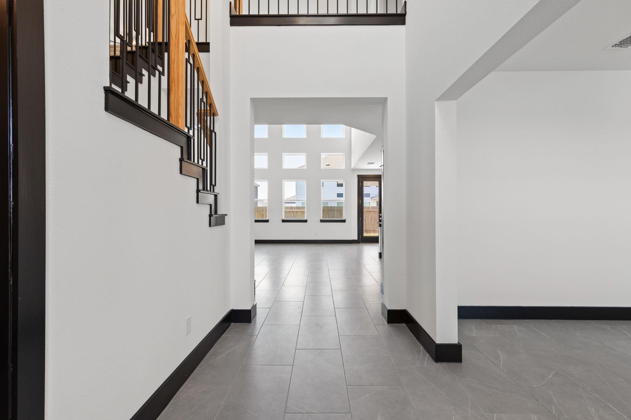 19136 Kleingrass LN