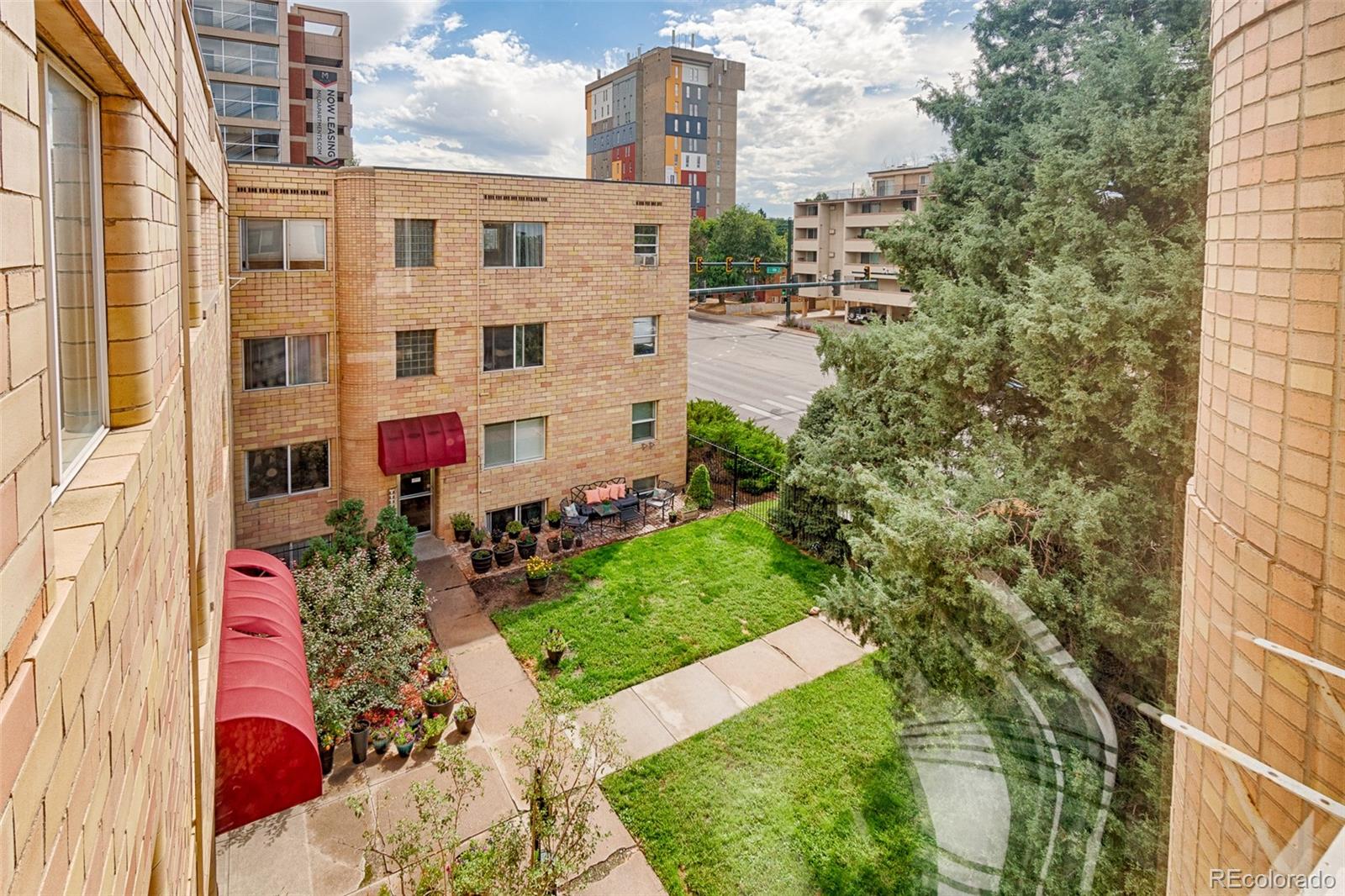 1100 Colorado Boulevard Unit: 305