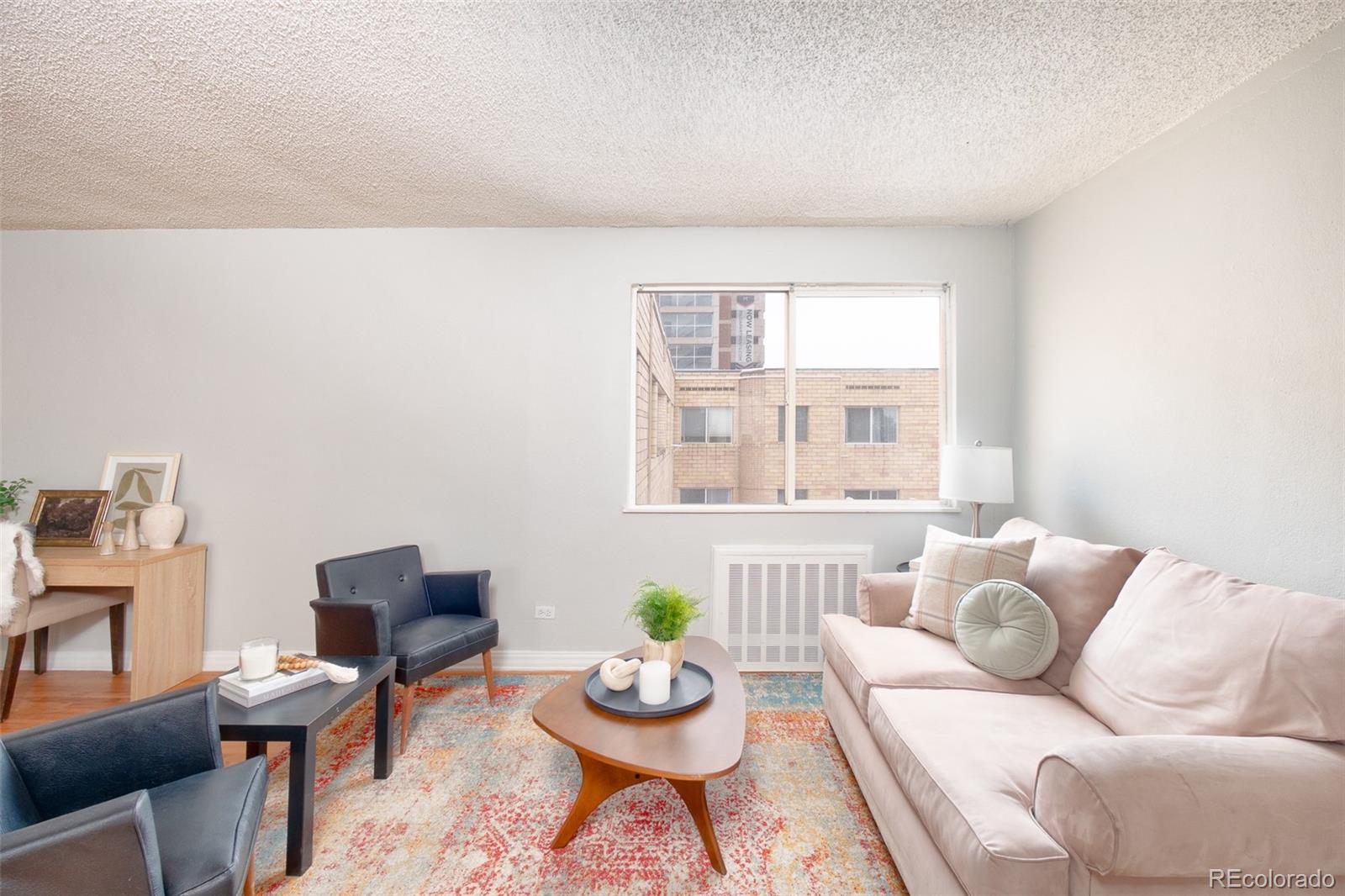 1100 Colorado Boulevard Unit: 305