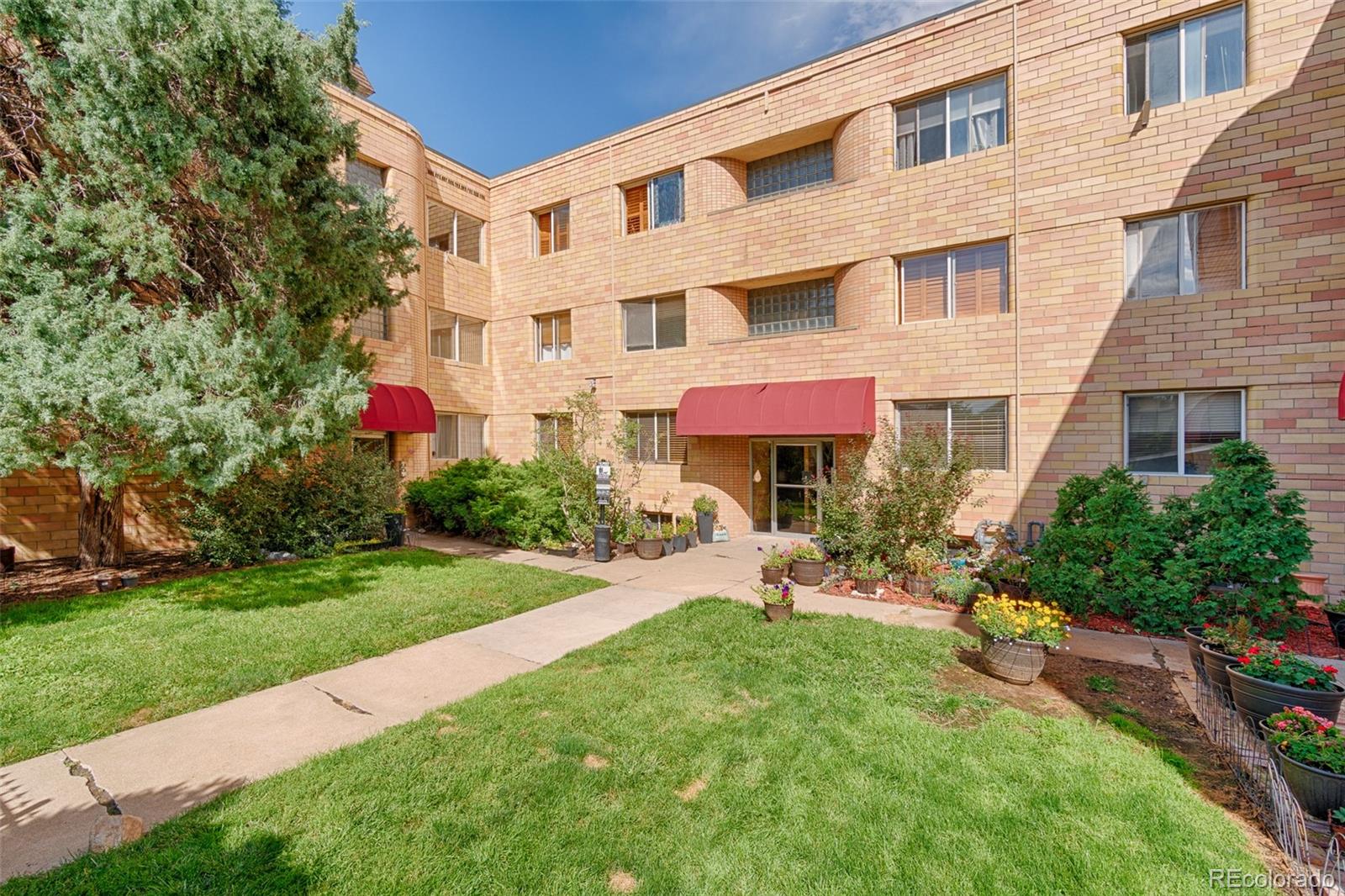 1100 Colorado Boulevard Unit: 305